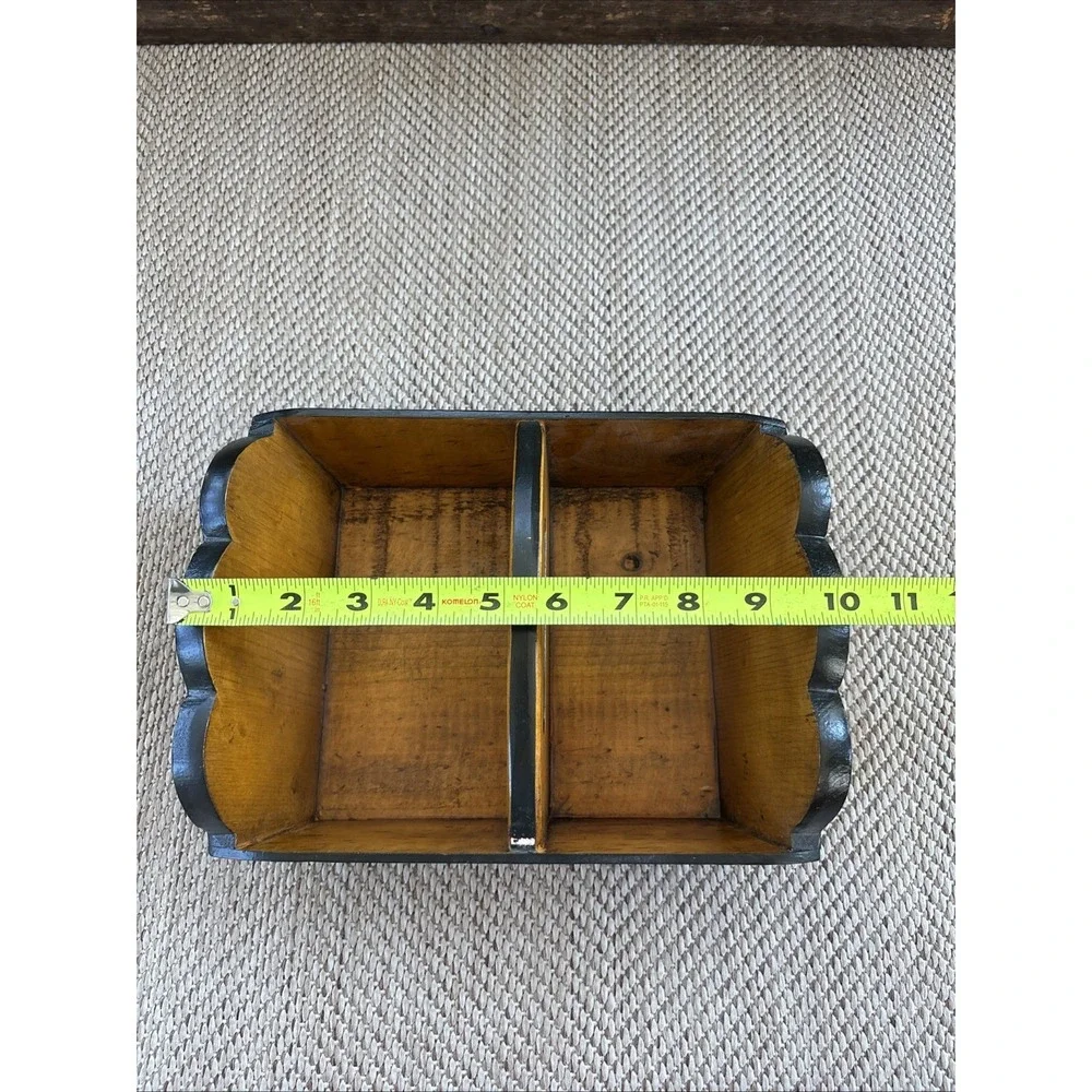 N/A vintage hand